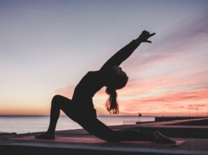 ejercicios de yoga para perder peso